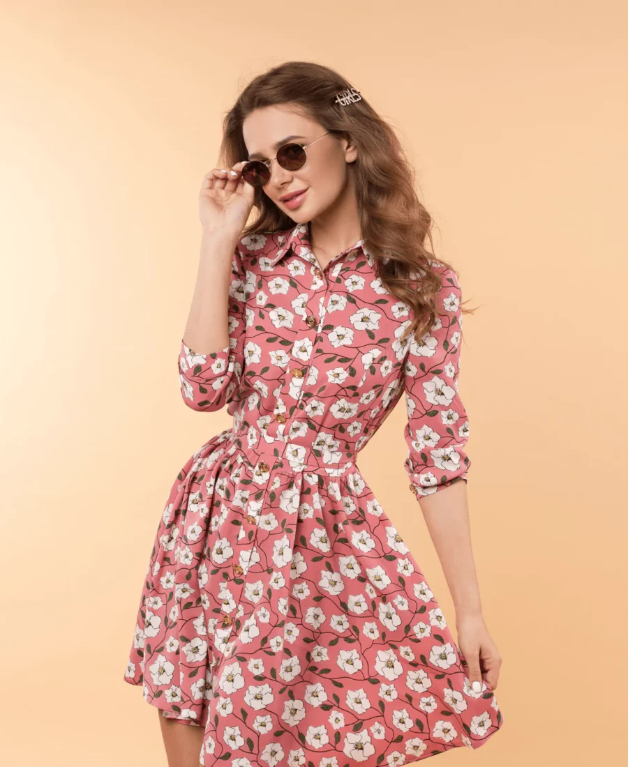 Off-White Ethnic Motifs Printed Sweetheart Neck Straight Kurti